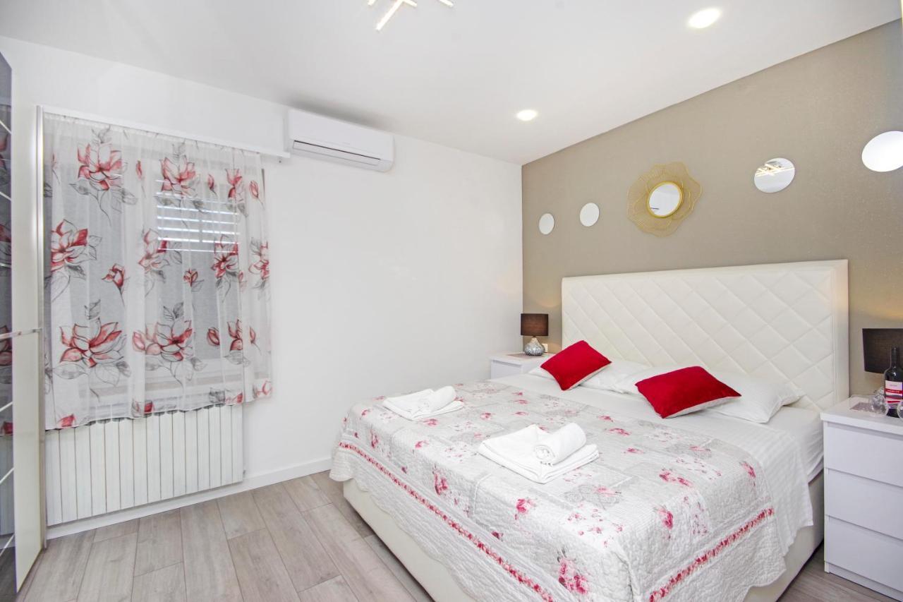 Villa Naomi Split Exteriér fotografie